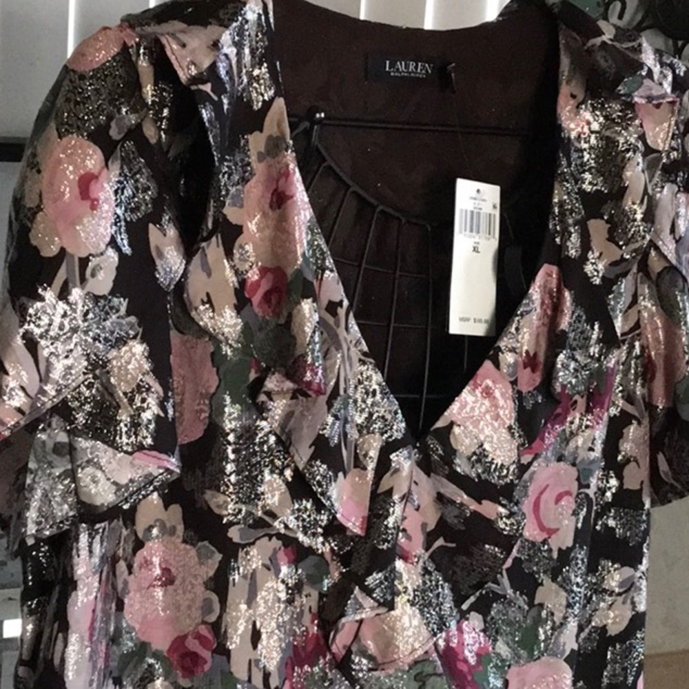 Lauren by Ralph Lauren Holiday top